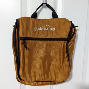 Eddie Bauer Hanging Toiletry Bag